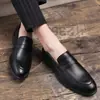 Zapatos de Hombre Retro con Borlas de Verano, Zapatos Casuales de Cuero sin Cordones Puntiagudos de Moda, Zapatos de Hombre Estilo Brogue, Estilo Juvenil Británico