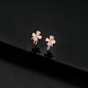 Clip para oreja de plata de ley S925 con diseño de hierba de la suerte, pequeño y sencillo, para mujer, con agujeros para las orejas, venta al por mayor.
