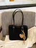 Bolsa de gran capacidad para el día a día, bolso tote retro mate otoño/invierno, estilo coreano, moderno y versátil bolso de hombro para mujer