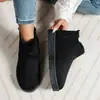 En nombre de la etiqueta en stock y entrega rápida comercio exterior color liso suela gruesa franela cinturón elástico casual cómodo botas de nieve una generación de pelo