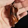 Colar com Pingente de Bodhisattva Esculpido em Madeira Maciça de Buxinho de Folha Pequena, Colar com Pingente de Estátua de Buda Portátil, Acessórios Culturais e de Entretenimento