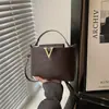 Bolso Retro Simple de Lunares para Mujer Gran Capacidad 2026 Nueva Moda para Viajes Diarios Duradero Alta Apariencia Bolso de Hombro Transfronterizo