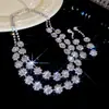 Set de Pendientes y Collar de Borla de Diamante Super Brillante Estilo Palacio Perlas Lujo Accesible Gama Alta Cadena para Clavícula Diseño Joyería