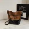 Bolso tote de retazos retro con letras para mujer, nuevo estilo 2025, gama alta, gran capacidad, bolso de hombro, versátil para ir al trabajo
