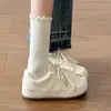 Populares zapatos de entrenamiento alemanes de alta apariencia, delgados, que aumentan la altura, de suela gruesa, para mujer, nuevas zapatillas casuales retro de otoño 2026