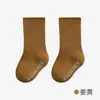 Calcetines de Algodón para Niños de Otoño e Invierno con Puntos Antideslizantes Calcetines para Bebé Niños y Niñas Lindos Calcetines de Piso Calcetines de Media Caña para Bebé Categoría a