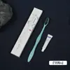 Conjunto de Caixa de Suprimentos Descartáveis para Hotel Estilo Chinês Escova de Dentes Biodegradável com Cerdas Macias Pente Shampoo