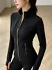 Conjunto de Roupa de Yoga com Gola Alta Personalizado para Mulheres Verão Esportes Proteção Solar Roupa Primavera Outono Slim Fit Valoriza Roupa Externa Saia Conjunto de Duas Peças
