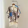 Xale de Cashmere Sintético de Alta Qualidade com Pintura a Tinta Estilo Chinês, Cachecol Quente Versátil para Viagens de Inverno, Manto Espessado