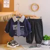 Conjunto Elegante de Primavera y Otoño para Bebé Niño 2026 Nuevo Sudadera con Corbata de Estilo Primavera Conjunto de Dos Piezas Manga Larga Venta al por Mayor