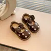 Zapatos de cuero bordados vintage nuevos de primavera para niñas, mocasines bajos, zapatos de princesa para niñas pequeñas, zapatos de un solo color para bebé