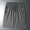 Pantalones cortos de verano para hombre, pantalones cortos deportivos casuales para correr, pantalones de playa frescos de secado rápido de seda de hielo, pantalones de medio cuerpo, ropa exterior