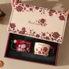 Caneca Par de Flores Presente de Casamento Tulipa Cerâmica com Tampa e Colher Escritório Casa Presente Copo de Água
