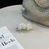 Pinza Banana de Organza con Lunares Plisada, Estilo Elegante y Femenino, Pinza Vertical Antideslizante para la Parte Trasera de la Cabeza, Accesorio para el Cabello