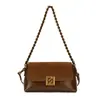 Bolsa Transversal Leve de Luxo para Todas as Estações Outono Inverno Design Simples de Nicho de Alto Padrão Bolsa Quadrada Pequena Tendência 2026 Elegante Bolsa de Ombro com Corrente