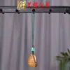 Sándalo Tallado Forma de Dibujos Animados Cadena para Teléfono Móvil Llavero de Coche Colgante Yiming Xianyuan Colgante Creativo Colgante para Bolso