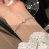 Pulsera de Zirconia Estrella de Cuatro Hombres de Lujo Ligero de Nicho para Mujer Personalidad Única Moda Elegante Tendencia Versátil Pulsera Pulsera