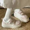 Zapatillas deportivas de suela gruesa para mujer que aumentan la altura 2026 nueva primavera superventas lindas de gatito estudiante versátiles deportivas casuales mocasines