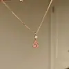 Pensamientos de Niña Collar de Gota de Agua con Diamante Rosa Súper Lindo Francés Colgante Brillante Cadena de Suéter Ultra Fina de Gama Alta de Nicho