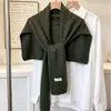 Chal coreano de otoño e invierno para mujer, protector solar, color liso, tejido, con cuello postizo, pañuelo cuadrado pequeño, chal versátil para los hombros
