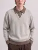 Ropa de Hombre Transfronteriza Estilo Coreano Estilo Old Money Bloques de Color Otoño/Invierno 2026 Holgado Casual Cuello Solapa Manga Larga Tejido de Punto Suéter Artículo Popular