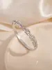 Pulsera Cruzada Europea y Americana de Cobre Incrustado con Circonio Estilo Cubo de Azúcar Chapada en Oro de 18K Joyería Estilo Correa de Reloj