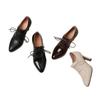 2025 Novos Sapatos de Salto Grosso de Boca Profunda Camada Única Femininos Salto Alto Cadarço Couro Genuíno Estilo Britânico Sapatos de Couro Bico Fino Mocassins de Salto Médio