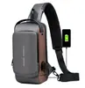 Bolso de Hombro para Hombre Bolso Cruzado Multifuncional Candado con Contraseña Bolso Deportivo para Motocicleta Impermeable Puerto de Carga USB Bolso de Pecho Antirrobo