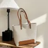 2026 Bolso de Lona Estilo Coreano Simple de Gama Alta para Viajes Diarios, Bolso de Mano Versátil Casual Artístico para Estudiantes, Bolso de Hombro