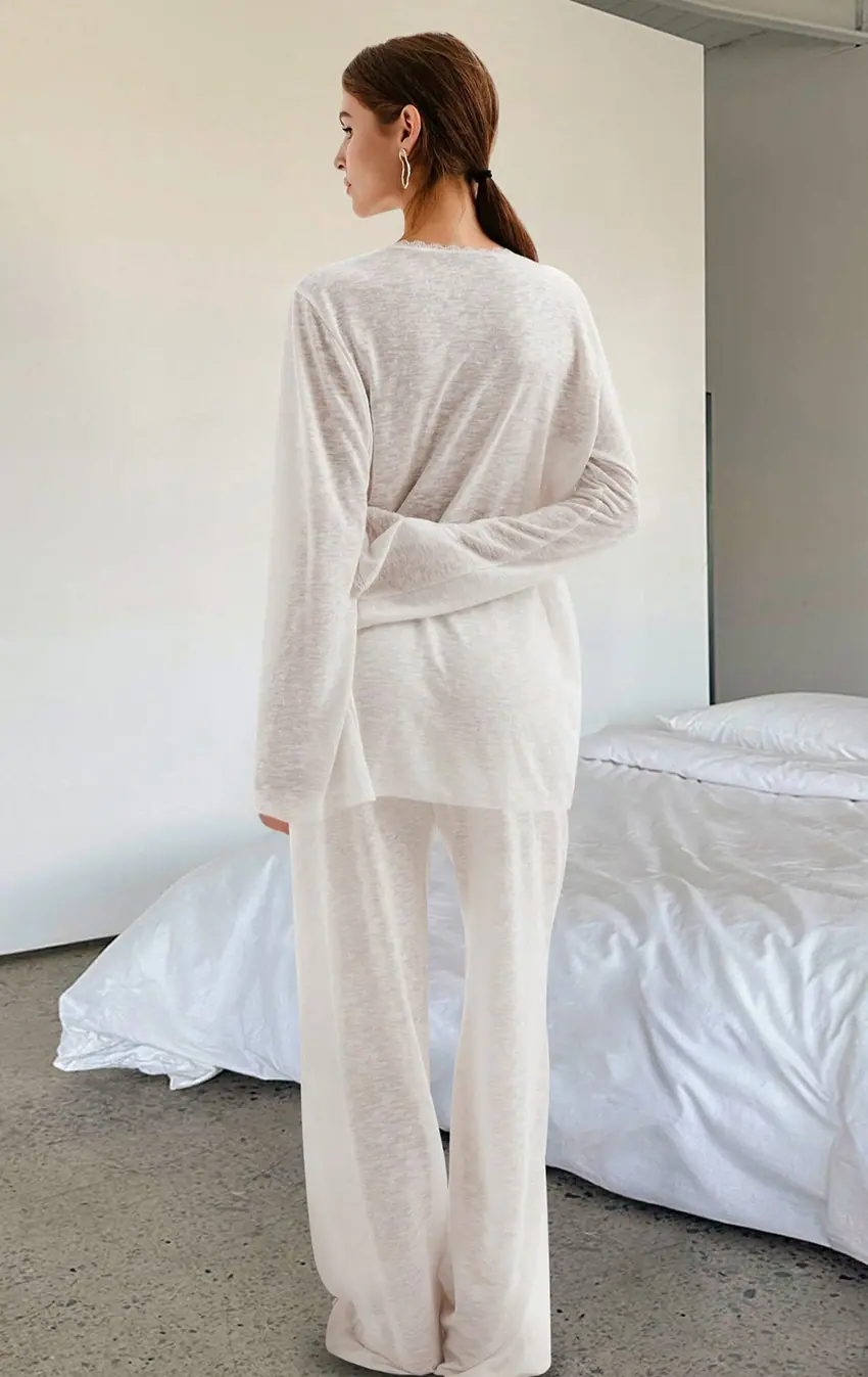 X (3).jpg