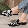 Novos Sandálias de Verão da Amazon para Mulheres, Chinelos Fechados, Sapatos de Tamanho Grande Transfronteiriços Europeus e Americanos, Sapatos Femininos com Solado de Borracha Color Block