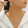 Collar y Pendientes con Incrustaciones de Diamantes de Moda Otoño e Invierno Transfronterizos Juego de Joyería con Colgante de Copo de Nieve Accesorios de Estilo Simple Elegante Minimalista