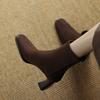 Botas Curtas de Salto Bloco Quadradas para Mulheres 2025 Novas Outono e Inverno Camurça Versátil Elásticas de Salto Alto Botas Elegantes Slim para Mulheres