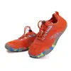 Zapatos de playa de verano para niños transfronterizos de corte bajo de tejido de punto volador, zapatos de natación, zapatillas deportivas para fitness y running, zapatos para vadear y seguir arroyos, fabricante, venta al por mayor