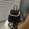 Bolsa de Ombro Duplo com Renda de Bolinhas Feminina 2026 Novo Estilo Estilo Acadêmico Mochila com Cordão Bolsa Escolar para Estudante Estilo Coreano Chique Bolsa de Ombro Única