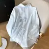 Chaqueta Camisa Azul Protectora del Sol de Manga Larga para Mujer, Nuevo Estilo Verano 2026, Chaqueta Exterior Camisa con Solapa Calada de Mariposa