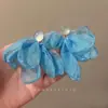 Brincos de Flor de Chiffon Azul Fresco Acessórios para Sessão de Fotos Estilo Férias na Praia Novos Brincos Exagerados para Afinar o Rosto para Mulheres