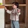 Jaqueta Masculina Estilo Coreano 2026 Primavera Nova Desenho Animado Versátil Corta-vento para Bebês e Crianças Pequenas, Atacado a partir de Duas Peças