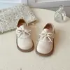 Zapatos de cuero estilo Lolita para niña, nueva colección de otoño, con ribete de encaje, un lazo, suelas suaves y un diseño de princesa, en estilo británico