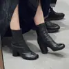 Botines de piel auténtica para mujer, nuevo estilo 2026, versátiles botas de piel para mujer con tacón alto, tacón grueso de nicho, punta dividida, botas estilo Martin con tacón grueso