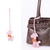 Llavero de Bolso con Corbata de Moño 3D de Jirafa Accesorio Suave y Sanador Llavero de Coche Adorno Hecho a Mano