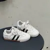 Zapatos para niñas, zapatillas de entrenamiento alemanas para niños, nueva colección primavera/otoño 2026, zapatillas blancas para niños, zapatillas deportivas estilo coreano, zapatos casuales ligeros