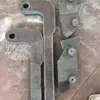 Gancho de Siete Caracteres para Puerta Trasera de Volquete Gancho de Sierra de 7 Caracteres para Camión Volquete de Ingeniería Gancho para Camión Accesorios de Volteo Secundario con Bisagra