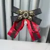 Estilo Coreano Tendência Estilo College Retrô Gravata Borboleta Preta Jk Decoração de Pérola e Strass Broche de Camisa Jk Acessórios