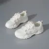 Zapatos de papá gruesos con cordones a la moda para mujer, nuevo modelo de otoño 2026, zapatillas deportivas casuales de malla transpirable, zapatillas de correr para estudiantes