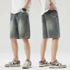 Pantalones Cortos de Mezclilla Finos de Verano para Hombre 2026 Nuevo Estilo Americano de Pierna Recta Casual de Longitud Media con Patrón de Cielo Estrellado