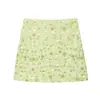 2025 Nueva Falda Corta Sexy Ajustada al Cuerpo que Resalta las Caderas Malla Transparente Decoración de Flores Tridimensionales con Perlas Falda Corta