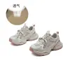 Zapatos de papá estilo nuevo para mujer 2026 otoño suela gruesa zapatos para aumentar altura casual versátiles zapatos deportivos transpirables para correr para mujer