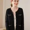 Cardigã de Caxemira para Mulheres, Estilo Chanel, Suéter Quente, Tamanho Grande, Gola Redonda, Novo Temperamento Gentil, Color-Blocking, Engrossado para Roupa Externa