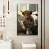 Pintura Decorativa de Pared de Fondo Cálido para Baño Inodoro Vaca de las Tierras Altas Animación Única Dibujos Animados Alta Definición Zhuoyu Pintura Colgante Pintura al Óleo